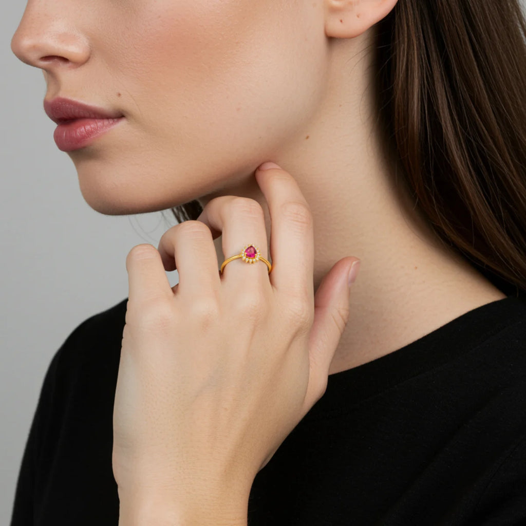 Anel Gota Rosa Cravejado Zircônias Banhado a Ouro 18K