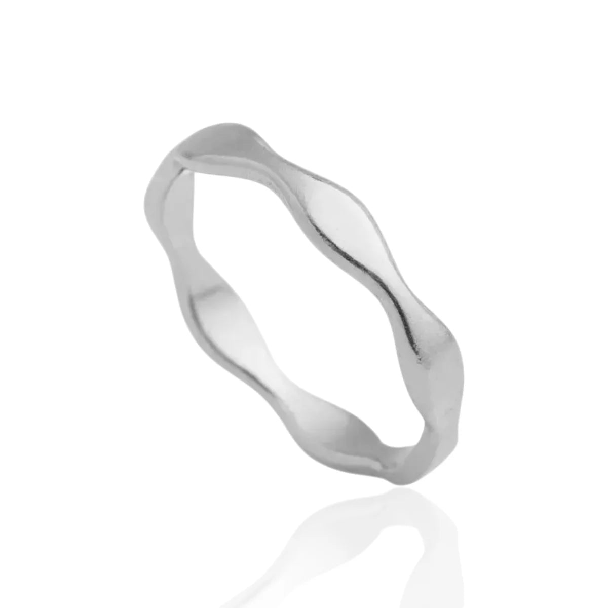 Anel Liso Detalhado Ondulado Minimalista em Prata 925