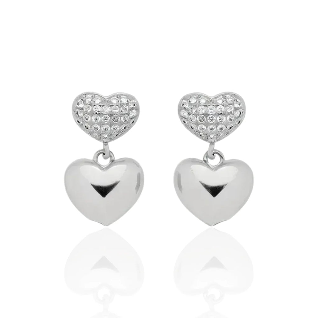 Brinco Corações Cravejado com Zircônias Médio em Prata 925