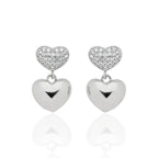 Brinco Corações Cravejado com Zircônias Médio em Prata 925