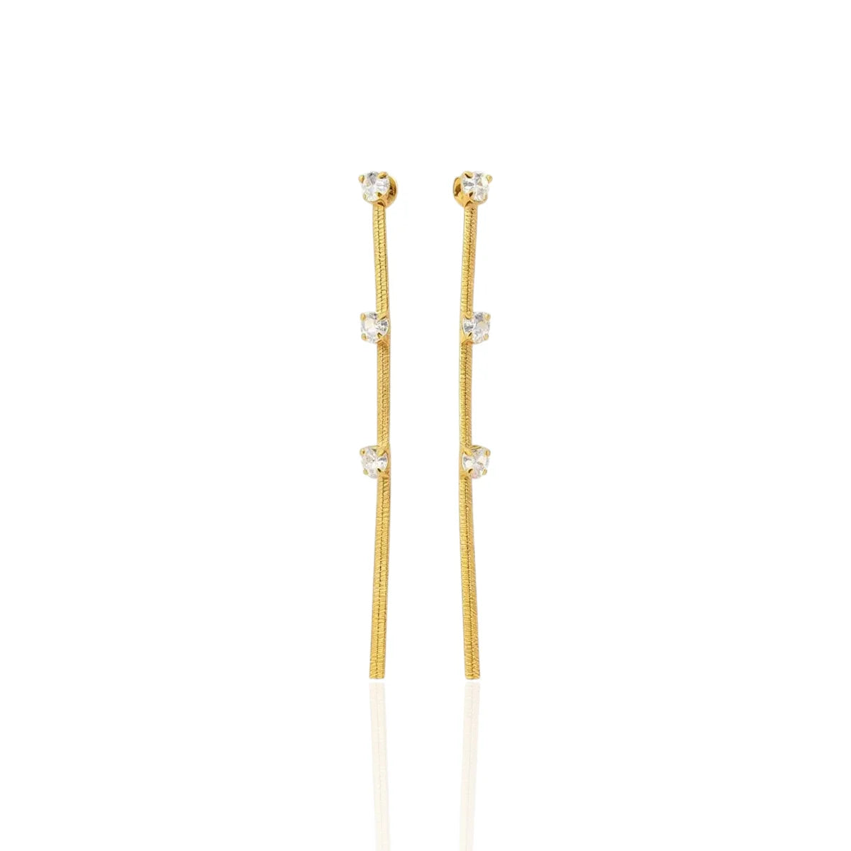 Brinco Fita Pedras Zircônias Cravejada Banhado a Ouro 18K