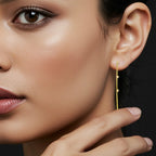 Brinco Fita Pedras Zircônias Cravejada Banhado a Ouro 18K