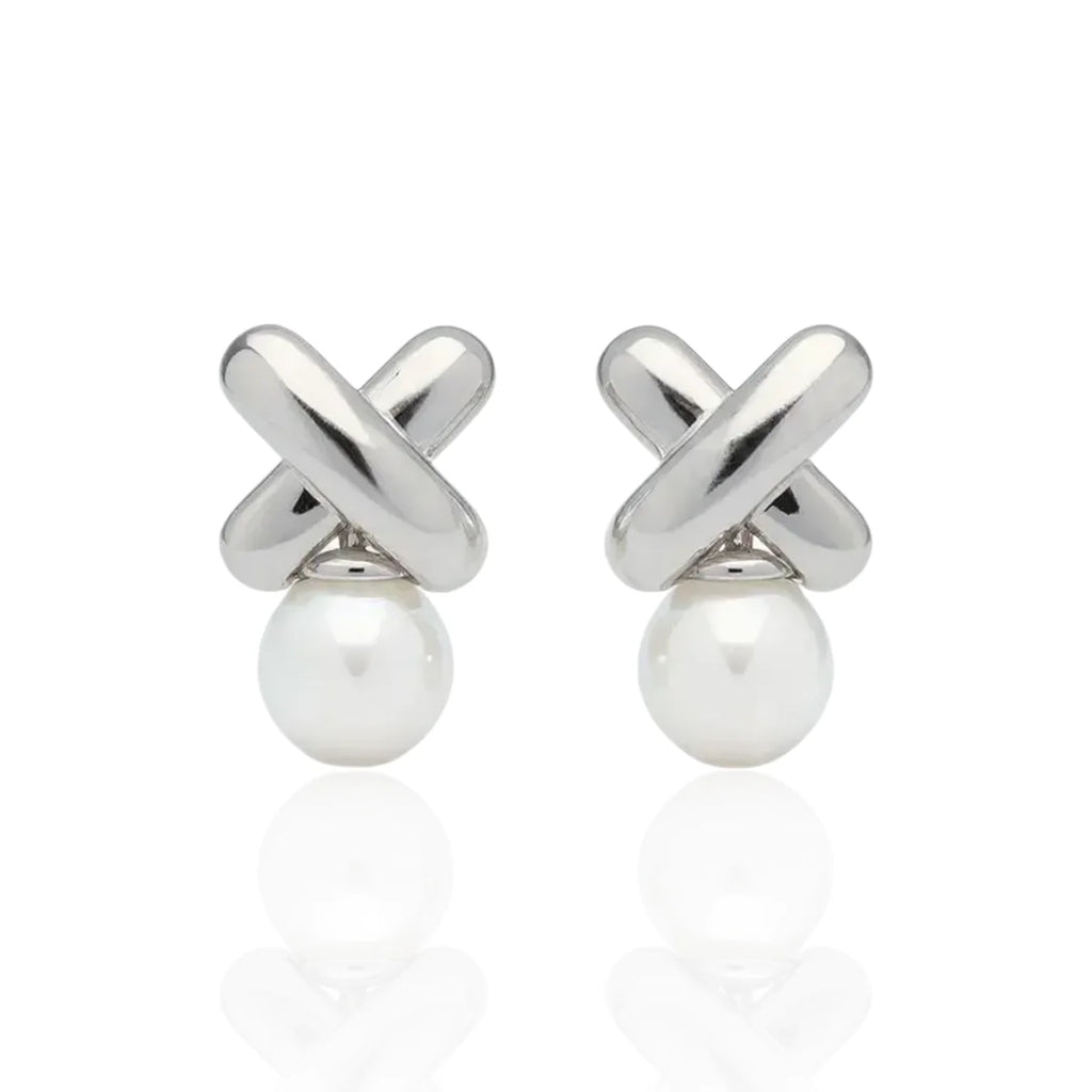 Brinco Formato X Trançado com Pérola Clássica em Prata 925