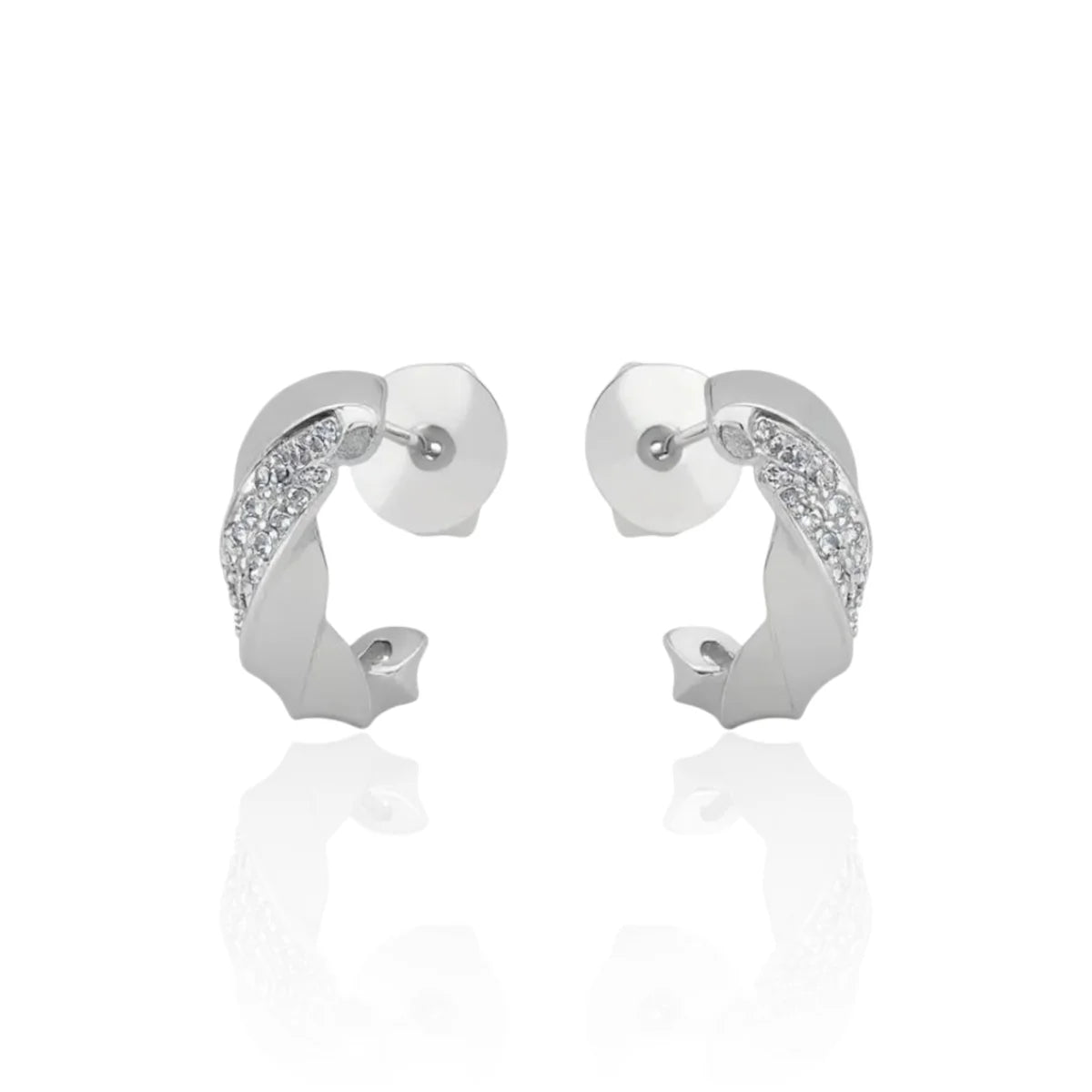 Brinco Meia Argola Torcida Zircônia Cravejada em Prata 925