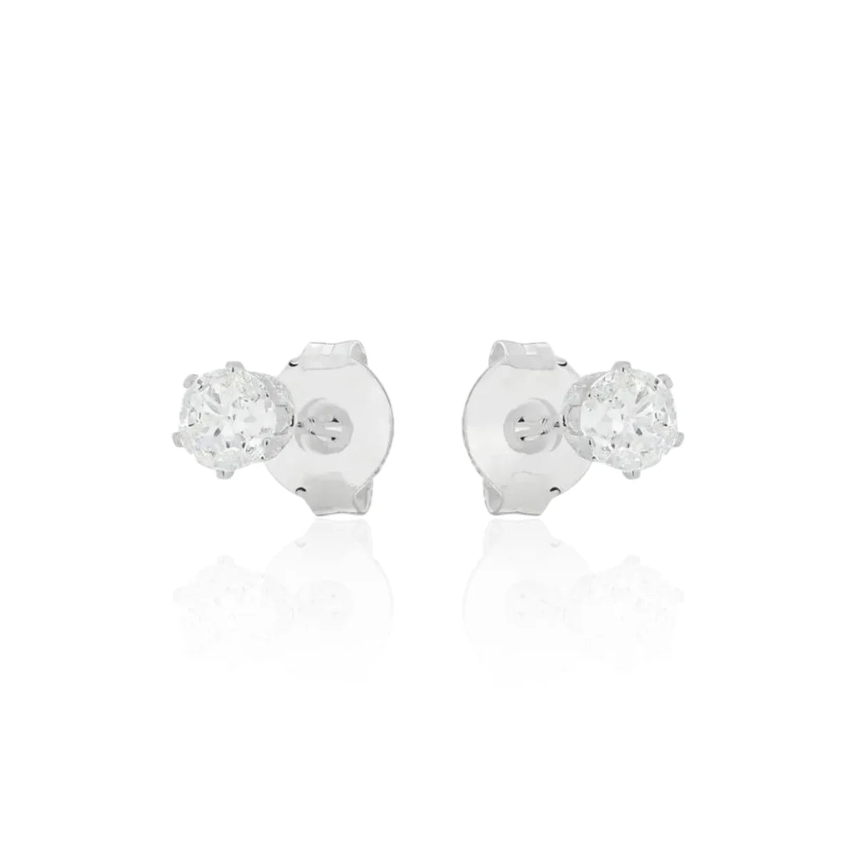 Brinco Ponto de Luz Médio Clássico em Prata 925