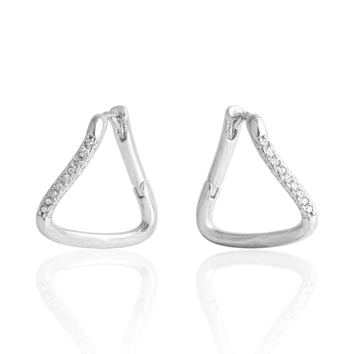 Brincos Argola Triângulo com Zircônias em Prata 925