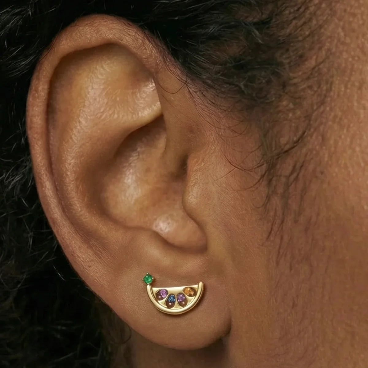 Brincos Melancia com Zircônias Coloridas Banhado a Ouro 18K