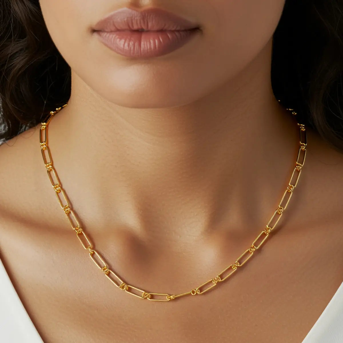 Colar Corrente com Elos Alongados Banhado a Ouro 18K