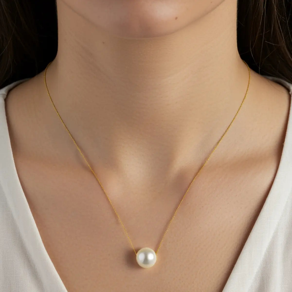 Colar Pérola Solitária Estilo Clássico Banhado a Ouro 18K