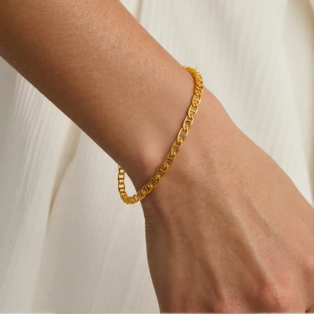 Pulseira Piastrini Elos Groumet Lisa Banhada a Ouro 18K